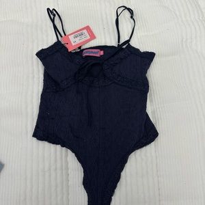 Edikted Navy Body suit !